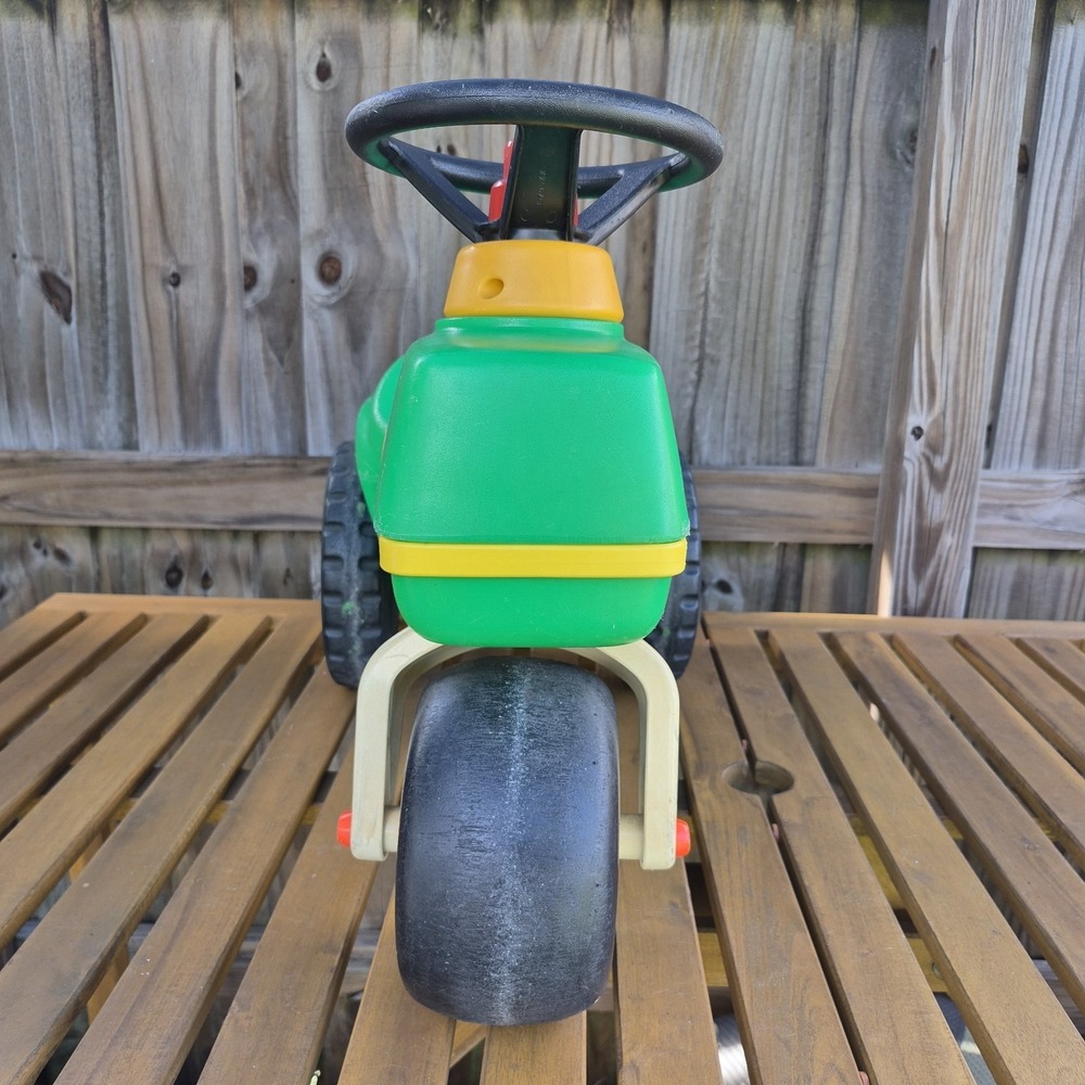 Vintage Little Tikes Child Size Green Ride On Tractor + Yellow Trailer RARE - Picture 3 of 15